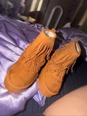 Source Unknown Orange Suede Fringe Ankle Boots